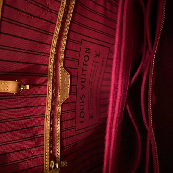 Louis Vuitton Neverfull GM - Picture 5 of 10